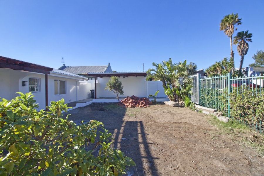 3 Bedroom Property for Sale in Capri Western Cape
